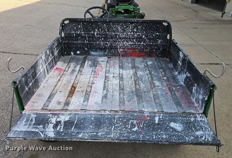 image for item EO4613 1996 John Deere Gator utility vehicle