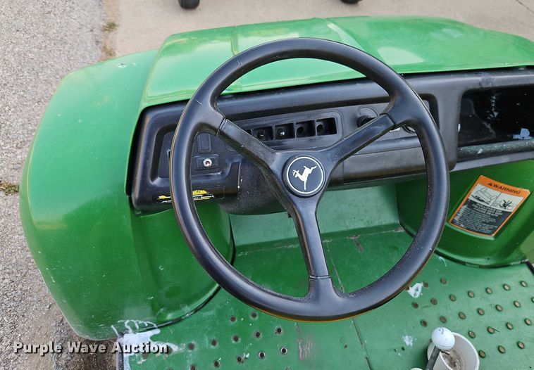 image for item EO4613 1996 John Deere Gator utility vehicle