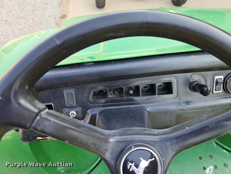 image for item EO4613 1996 John Deere Gator utility vehicle