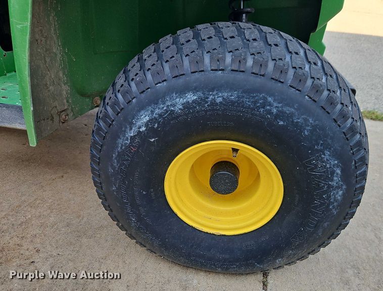 image for item EO4613 1996 John Deere Gator utility vehicle