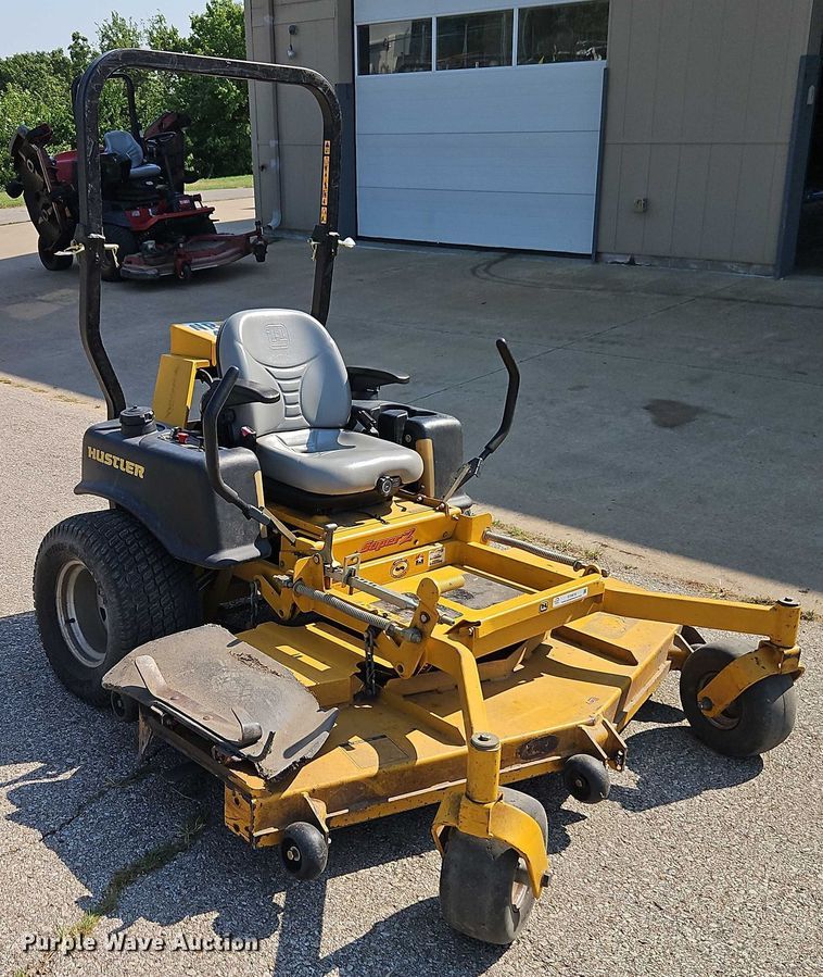 image for item EO4618 2009 Hustler Super Z ZTR lawn mower
