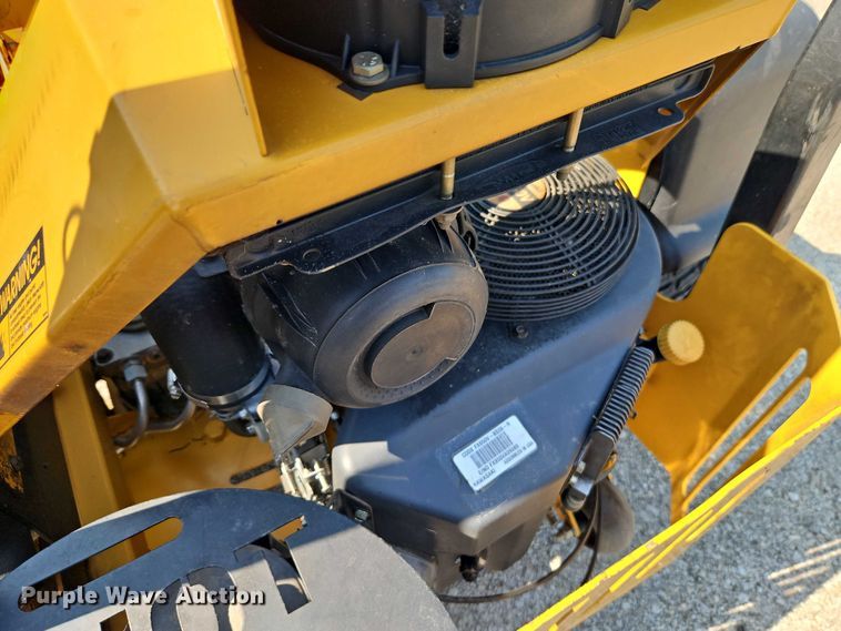 image for item EO4618 2009 Hustler Super Z ZTR lawn mower