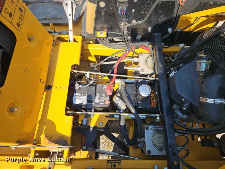 image for item EO4618 2009 Hustler Super Z ZTR lawn mower