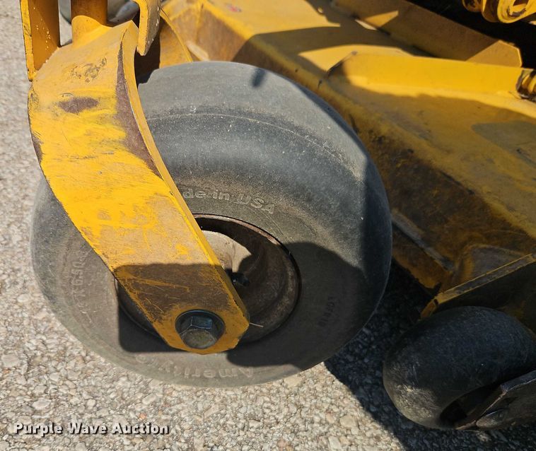 image for item EO4618 2009 Hustler Super Z ZTR lawn mower