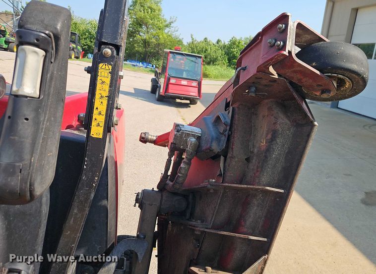 image for item EO4619 2017 Toro Groundsmaster 4000 lawn mower