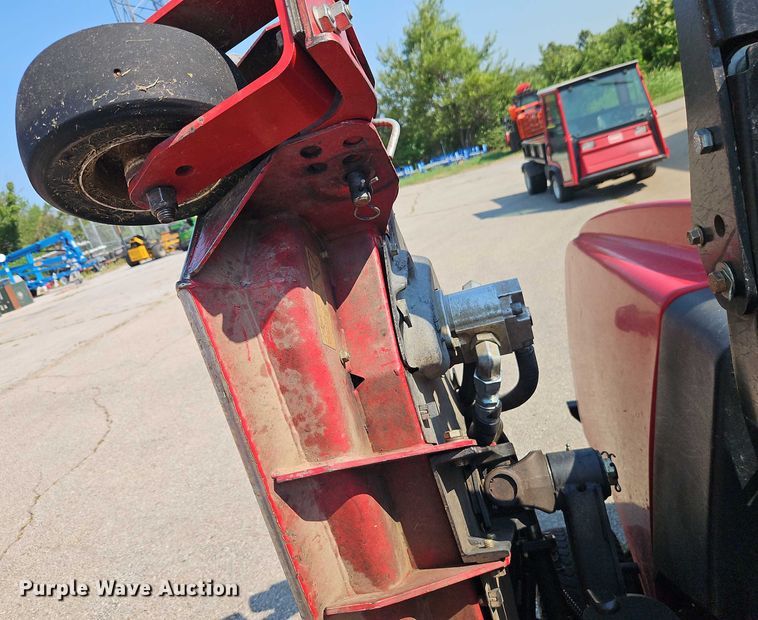 image for item EO4619 2017 Toro Groundsmaster 4000 lawn mower