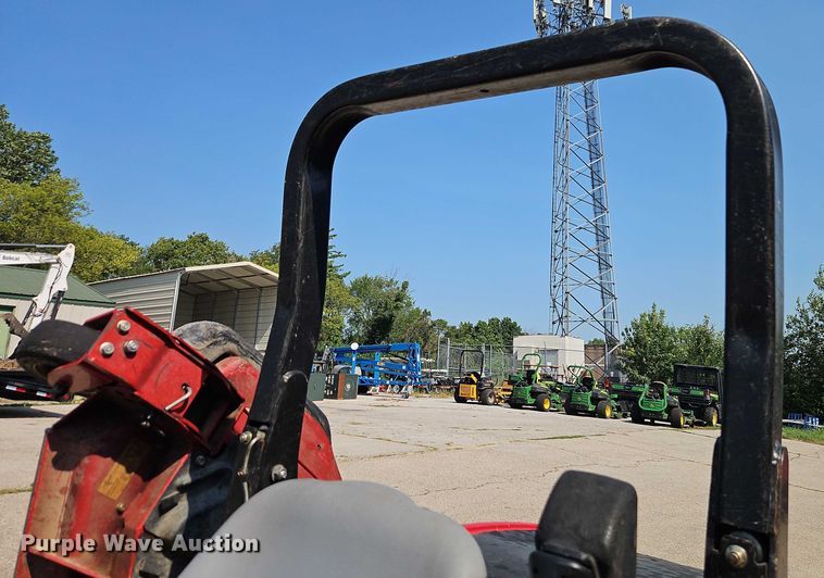 image for item EO4619 2017 Toro Groundsmaster 4000 lawn mower