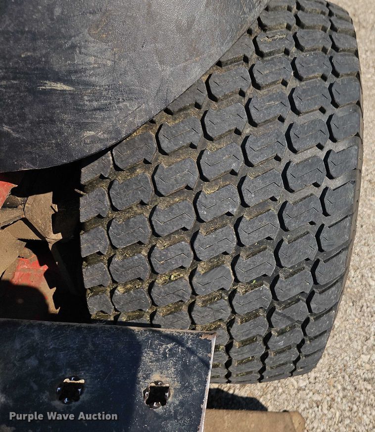 image for item EO4619 2017 Toro Groundsmaster 4000 lawn mower