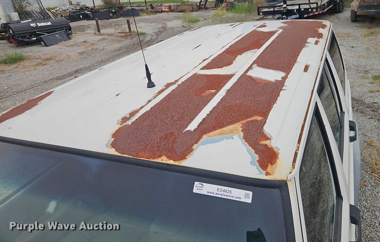 image for item EO4625 1999 Jeep Cherokee SUV