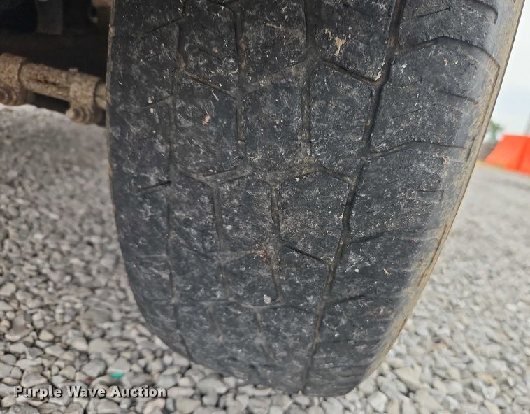 image for item EO4626 1995 Ford F150 pickup truck