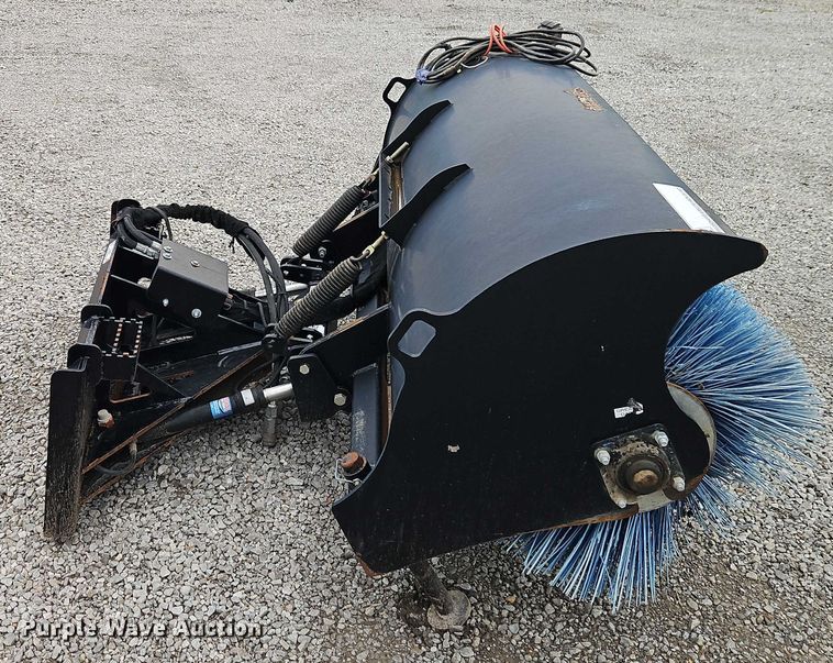 image for item EO4627 SkidPro 680-1-0001 skid steer broom