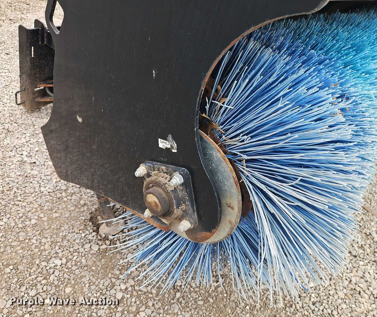 image for item EO4627 SkidPro 680-1-0001 skid steer broom