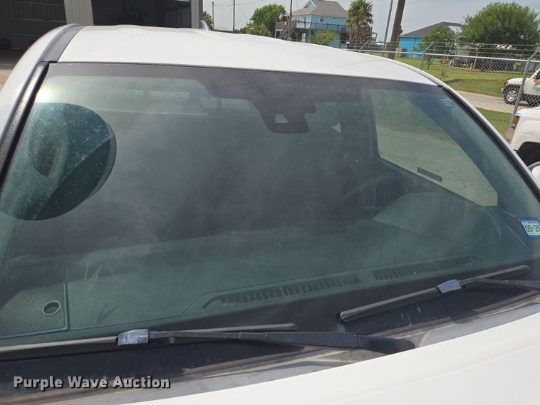 image for item EQ4097 2018 Toyota Tacoma Access Cab pickup truck