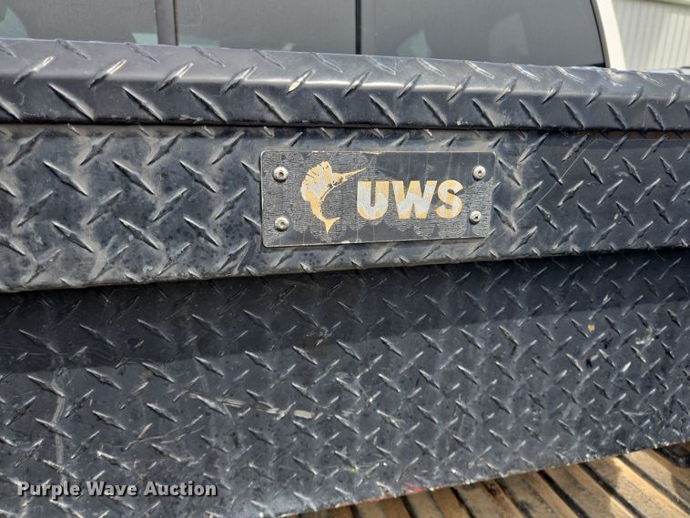 image for item EQ4097 2018 Toyota Tacoma Access Cab pickup truck