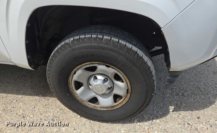 image for item EQ4097 2018 Toyota Tacoma Access Cab pickup truck