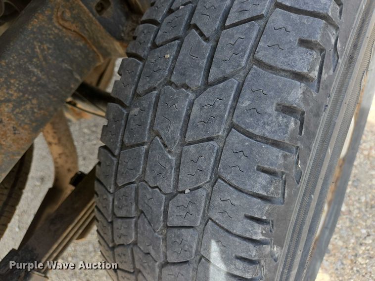 image for item EQ4097 2018 Toyota Tacoma Access Cab pickup truck