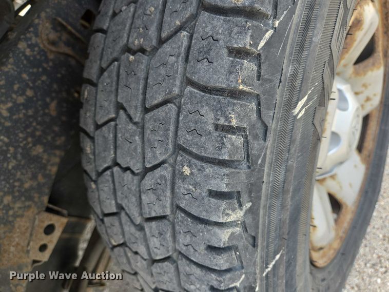 image for item EQ4097 2018 Toyota Tacoma Access Cab pickup truck