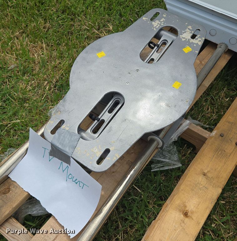 image for item EQ4101 Building materials