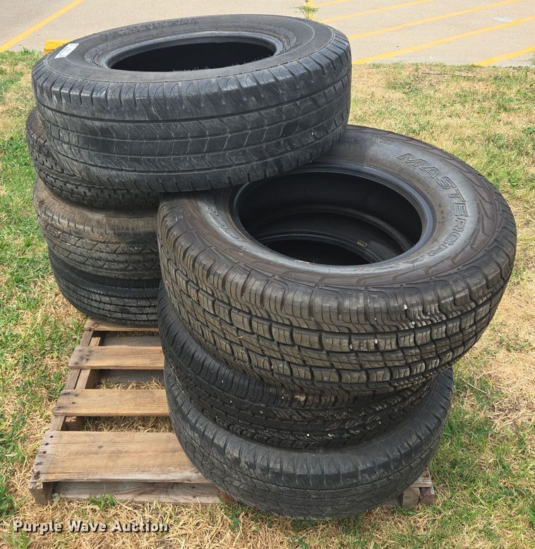 image for item EQ4103 (7) tires