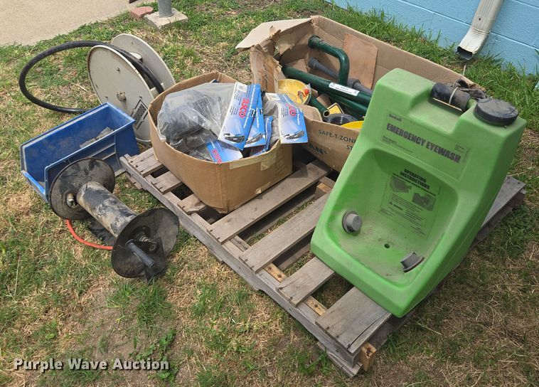 image for item EQ4104 Tools