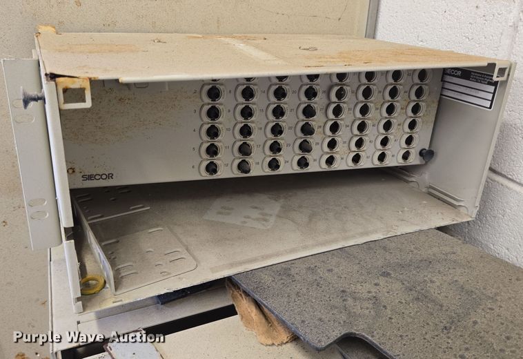 image for item EQ4106 Computer cabinet