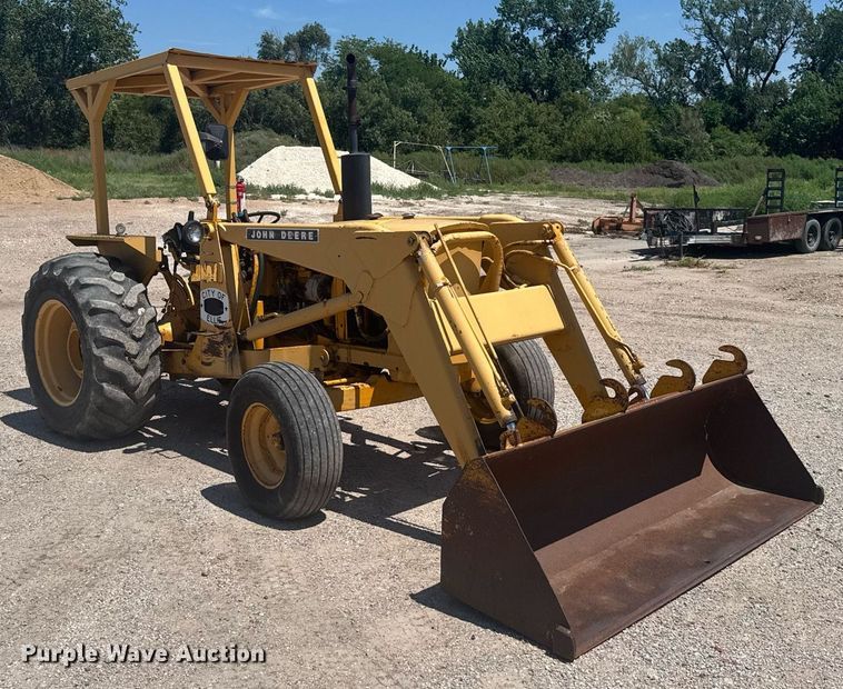 image for item ER2206 1978 John Deere 302A tractor