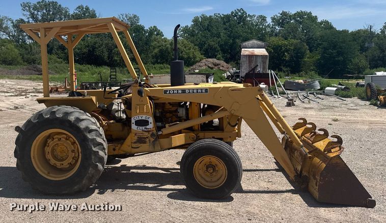 image for item ER2206 1978 John Deere 302A tractor