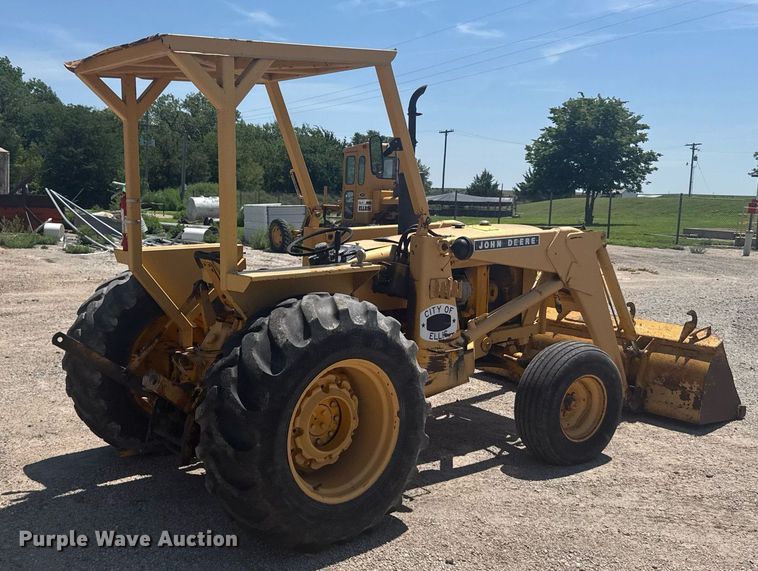 image for item ER2206 1978 John Deere 302A tractor