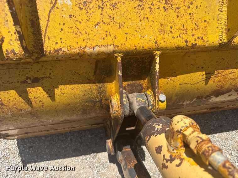 image for item ER2206 1978 John Deere 302A tractor