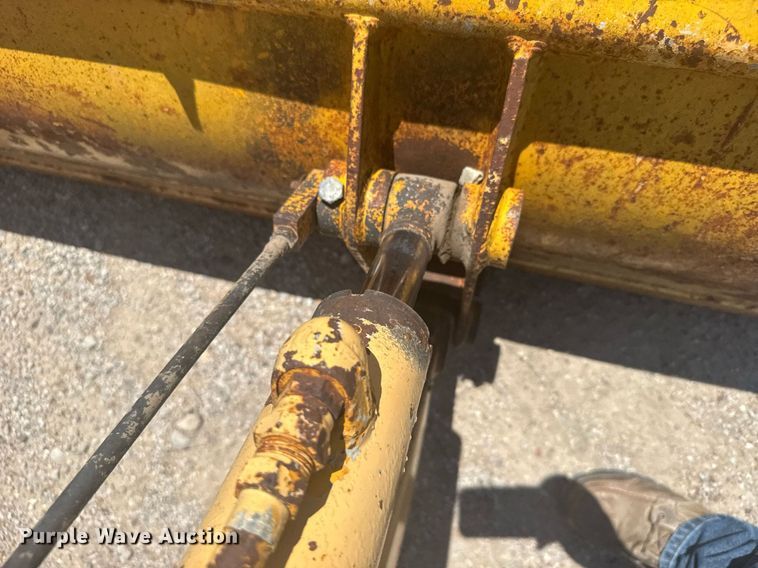 image for item ER2206 1978 John Deere 302A tractor