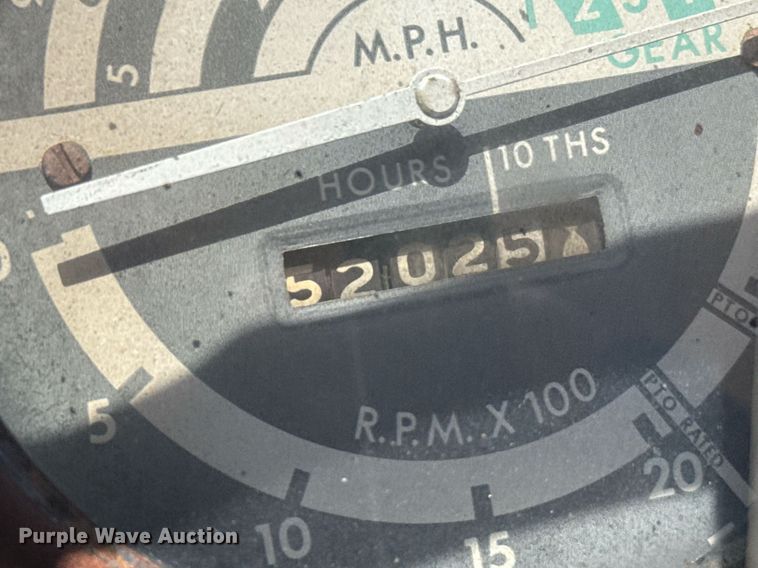 image for item ER2206 1978 John Deere 302A tractor