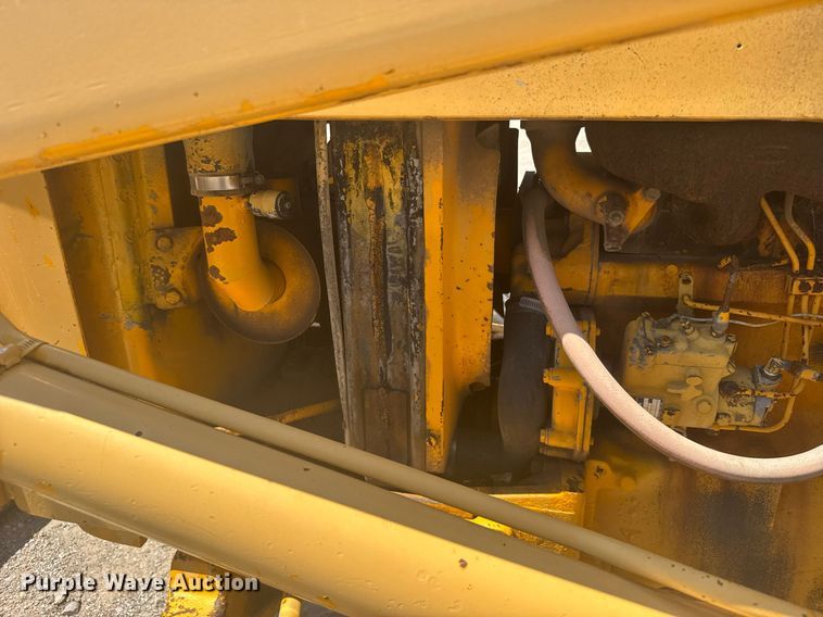 image for item ER2206 1978 John Deere 302A tractor