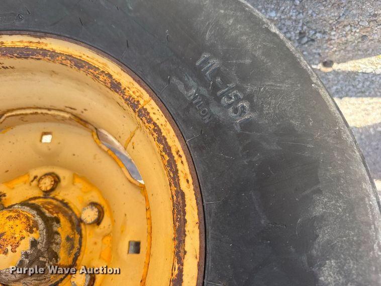 image for item ER2206 1978 John Deere 302A tractor