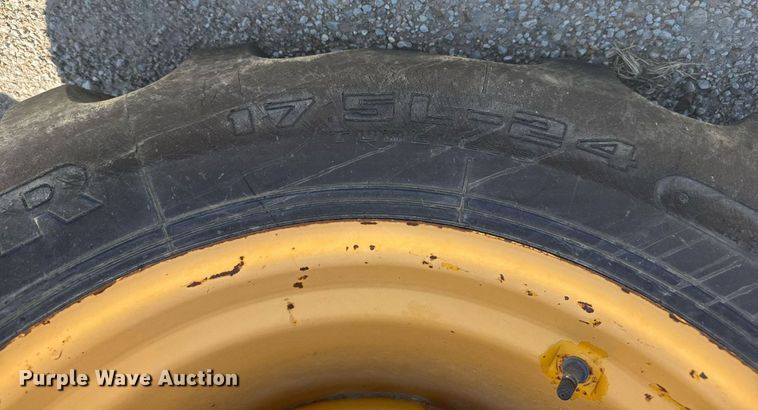 image for item ER2206 1978 John Deere 302A tractor