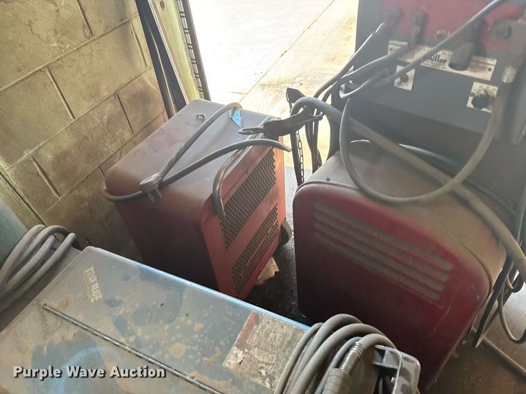 image for item ER2209 (4) welders