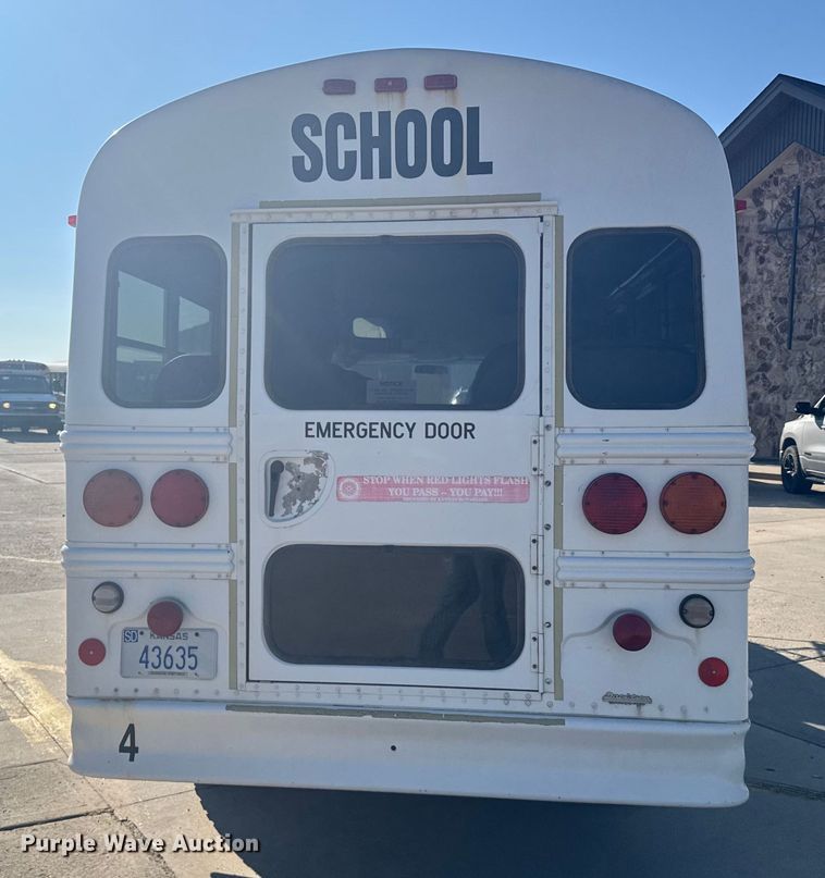 image for item ER2237 2005 Chevrolet Express G3500 school bus