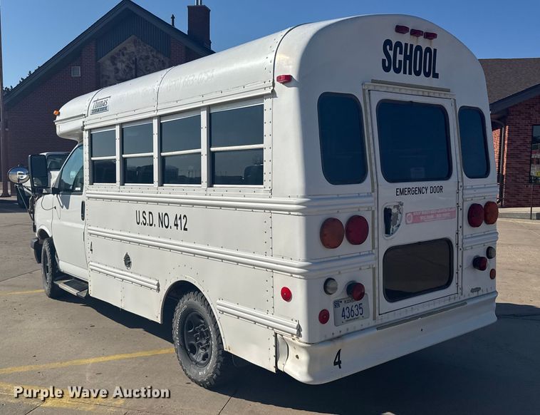 image for item ER2237 2005 Chevrolet Express G3500 school bus
