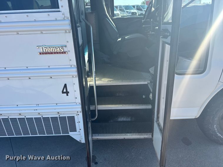 image for item ER2237 2005 Chevrolet Express G3500 school bus