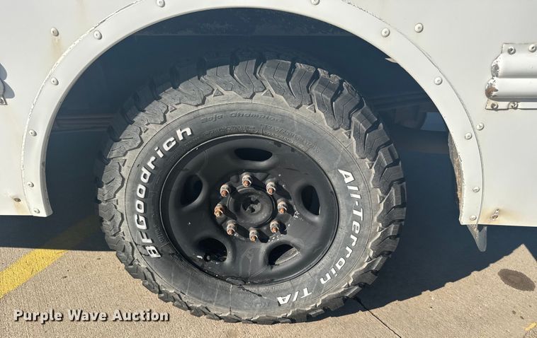 image for item ER2237 2005 Chevrolet Express G3500 school bus