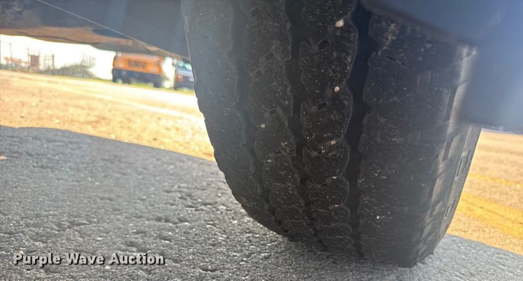 image for item ER2238 2001 Chevrolet Express 3500 school bus