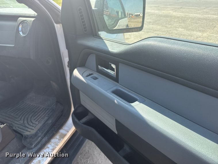 image for item ER2243 2014 Ford F150 SuperCab pickup truck