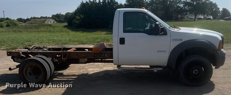 CAMIóN CHASIS 2005 FORD F550