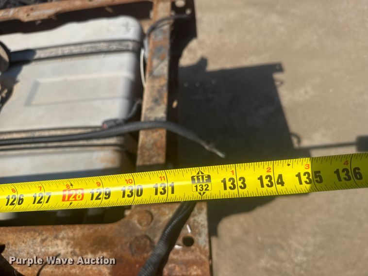 image for item ER2244 2005 Ford F550 truck cab and chassis