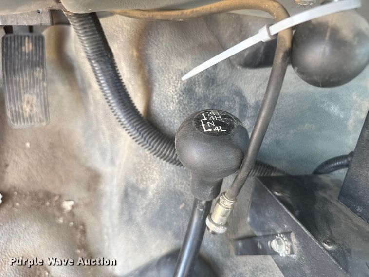 image for item ER2244 2005 Ford F550 truck cab and chassis