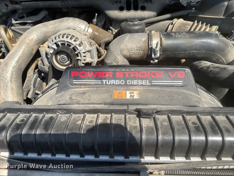 image for item ER2244 2005 Ford F550 truck cab and chassis