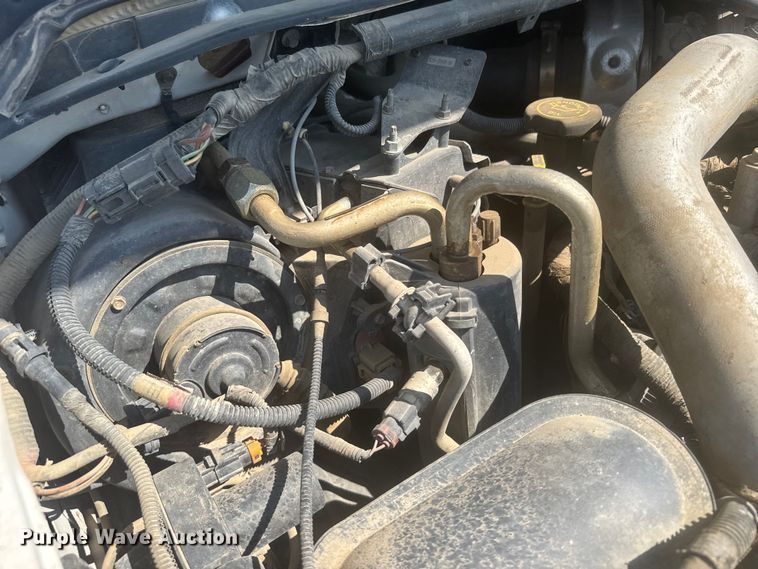 image for item ER2244 2005 Ford F550 truck cab and chassis