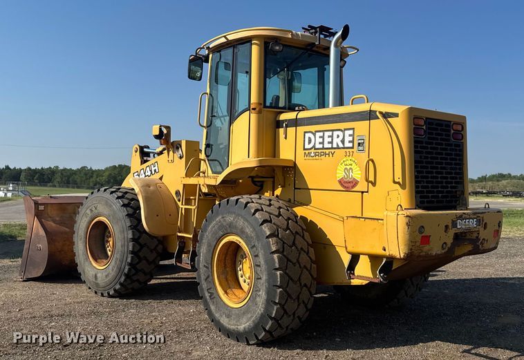 image for item ER2246 2001 John Deere 544H wheel loader