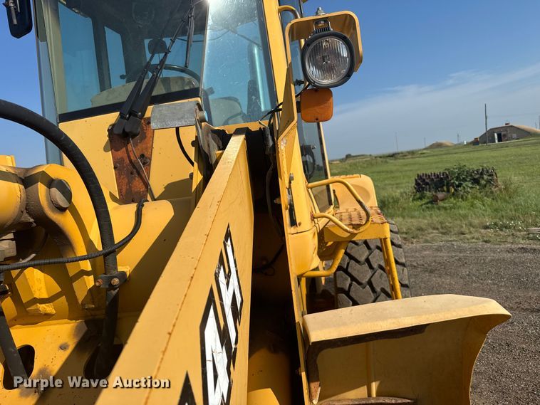 image for item ER2246 2001 John Deere 544H wheel loader