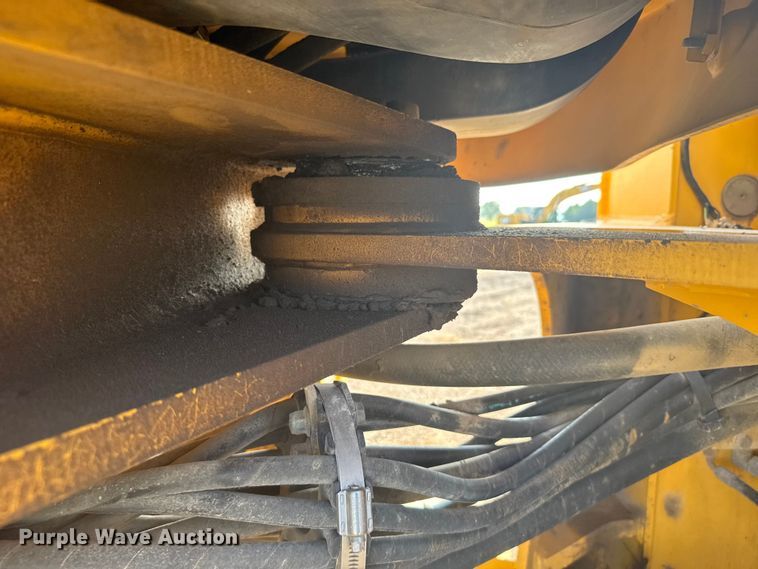 image for item ER2246 2001 John Deere 544H wheel loader