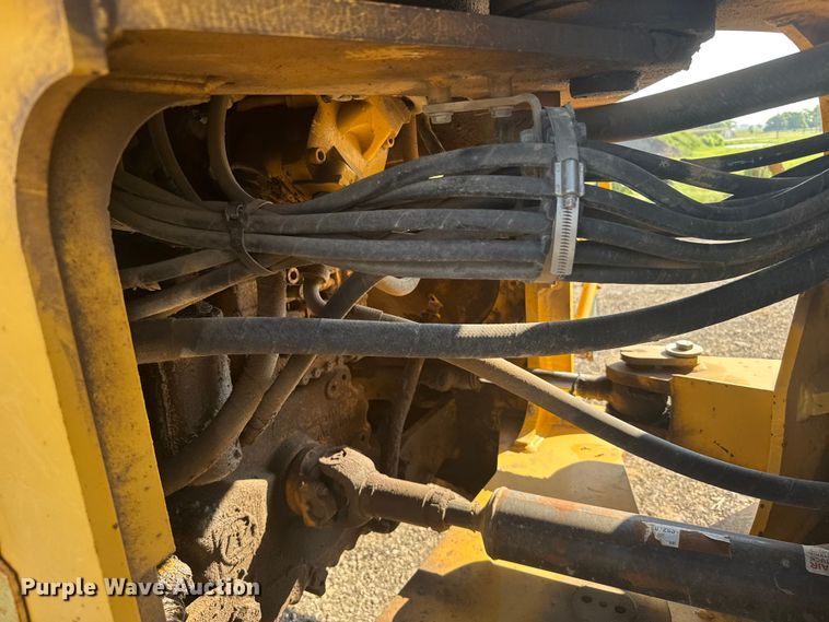 image for item ER2246 2001 John Deere 544H wheel loader